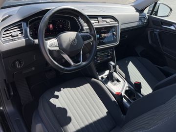 Volkswagen Tiguan Allspace - 11
