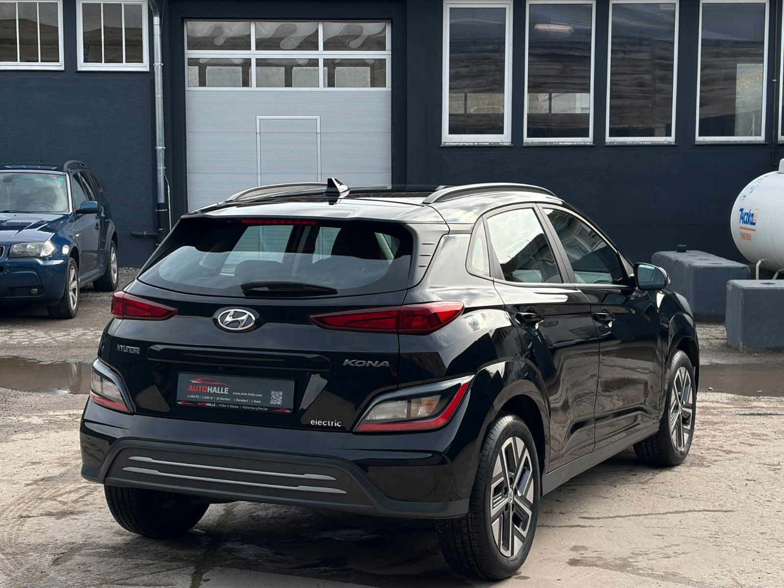 Fahrzeugabbildung Hyundai KONA E Select ACC LHZ SHZ LKAS PDC Kam CarPlay