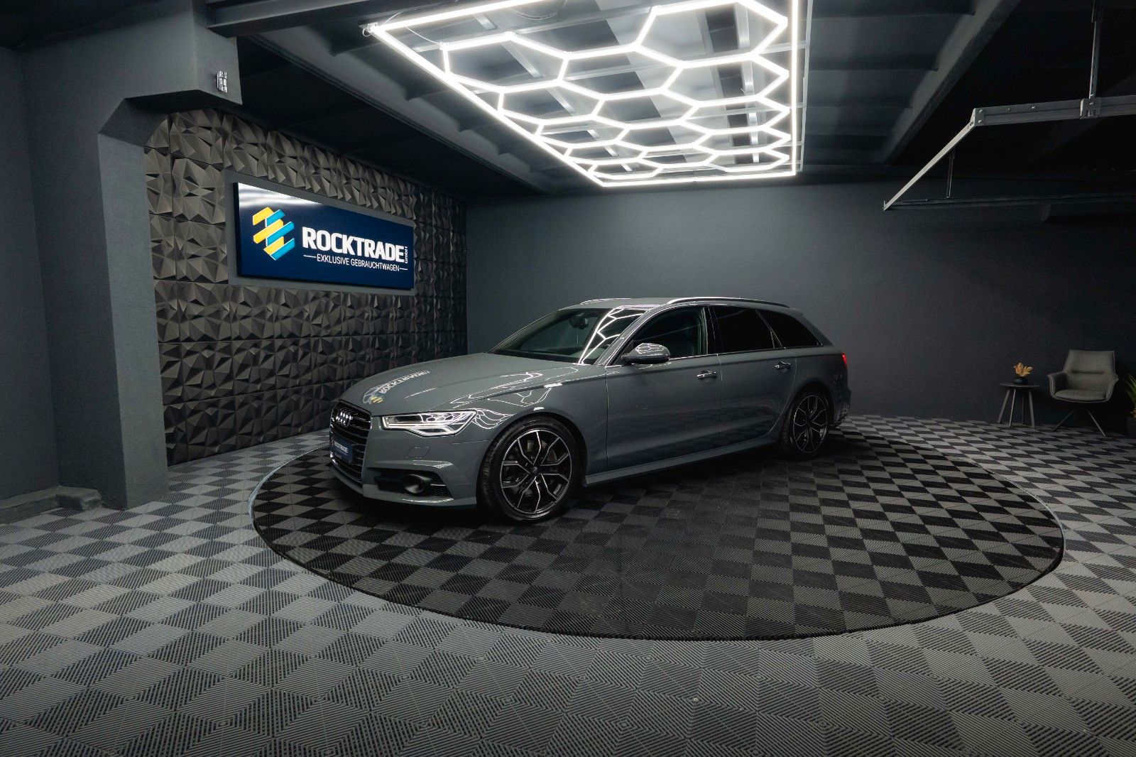 Fahrzeugabbildung Audi A6 Avant 3.0 TDI quattro Competition MTM 380PS