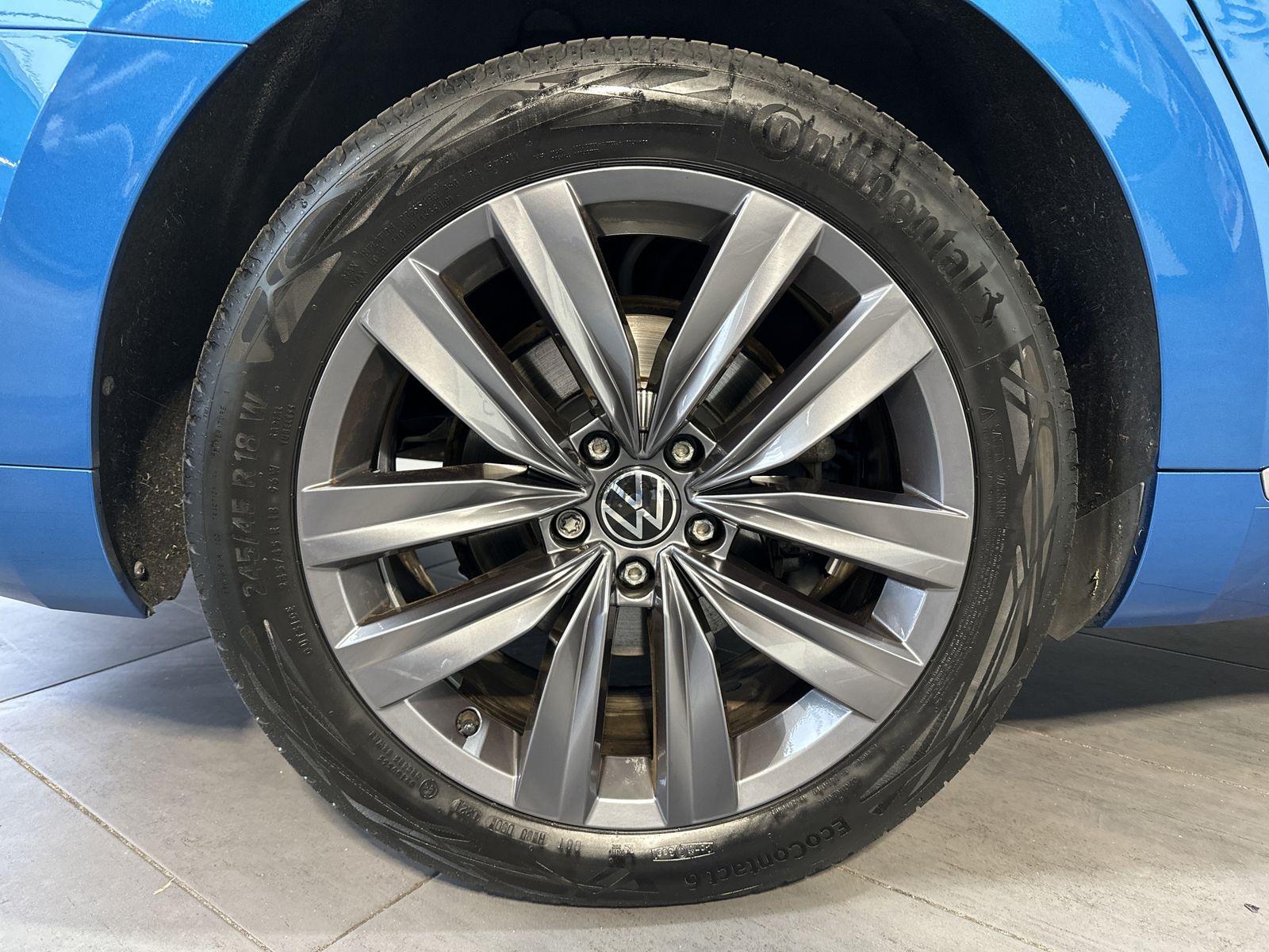 Fahrzeugabbildung Volkswagen Arteon SB 1.4 eHybrid DSG Elegance NAV+LED+PANO