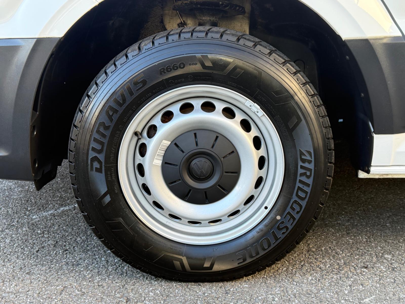 Volkswagen Crafter Kasten 30 mittellang*T-NAVI*R.KAM*AHK*, миниатюра 27