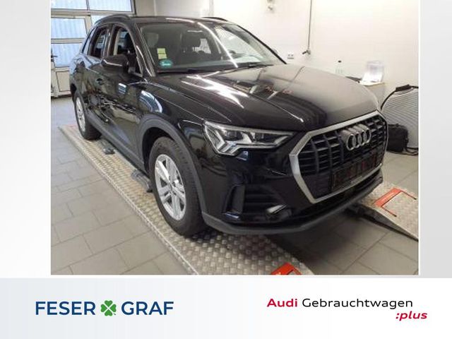 Audi Q3 35 TFSI Pano,Navi,Matrix,AHK,Standhzg