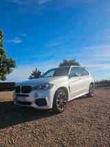 BMW X5 50d Vollausstattung Alcantara M-Paket - BMW 550 mit Diesel-Antrieb