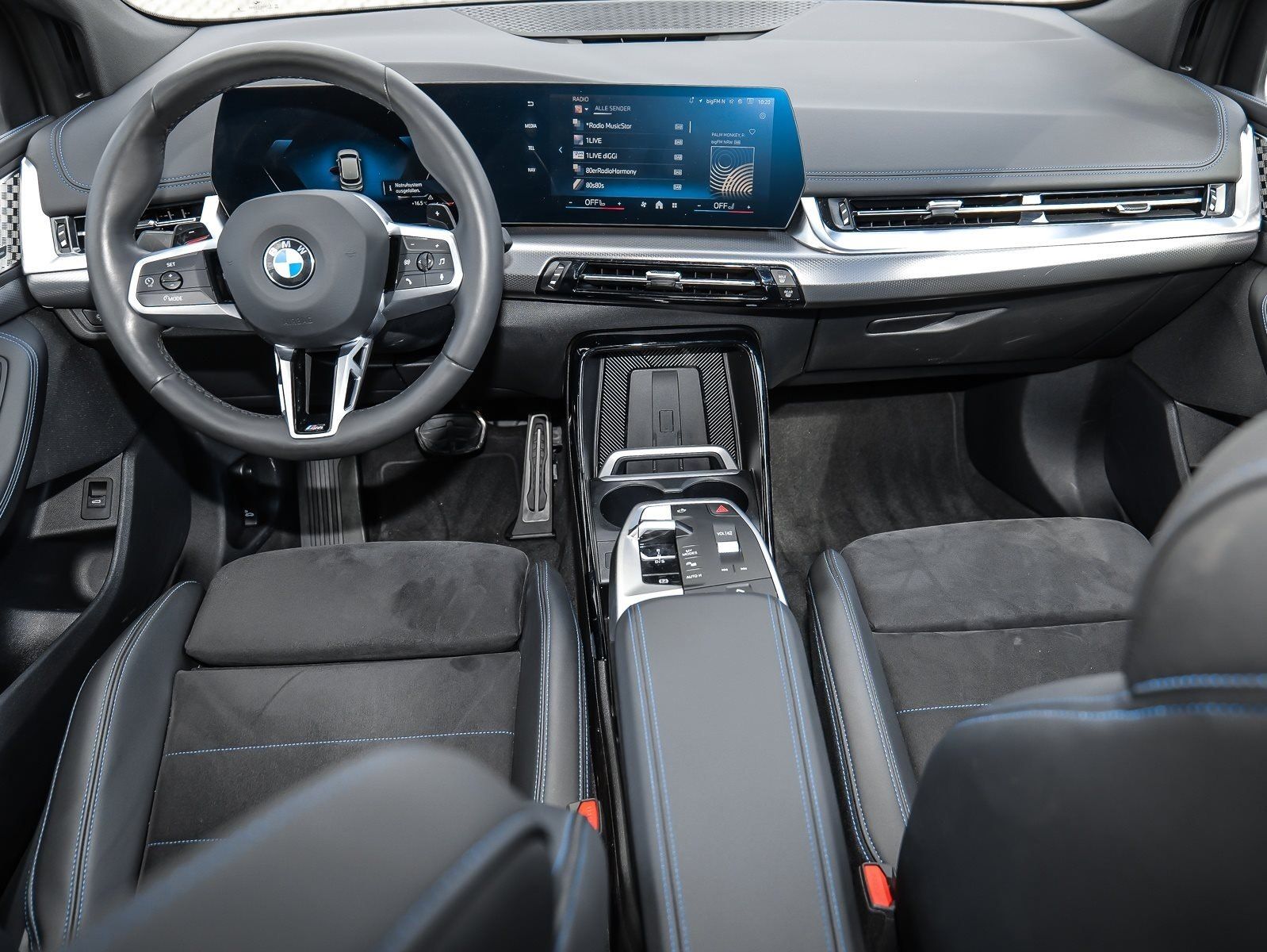 BMW 220 Active Tourer - Bild 3