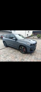 BMW iX1 eDrive20 ++Neuzustand++ 8x bereift - BMW iX1 von privat