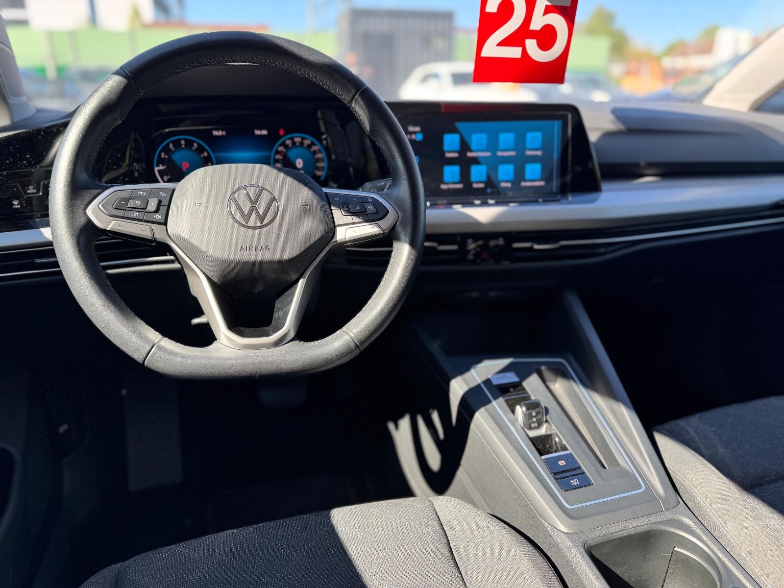Volkswagen Golf VIII eTSI LIMO*AUT*LED*CARPLAY*NAVI*VIRTUAL foto 15