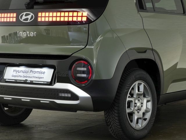 INSTER TREND 49kWH+NAVI+RÜCKFAHRKAMERA+SITZ-/LEN