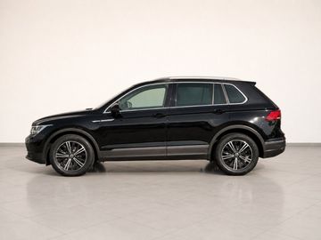 Volkswagen Tiguan - 4