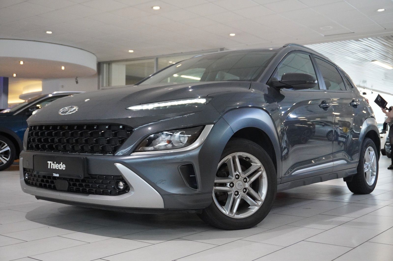 Fahrzeugabbildung Hyundai Kona 1.0 T-GDI STYLE DCT NAVI/LED/KAMERA/VIRTU.