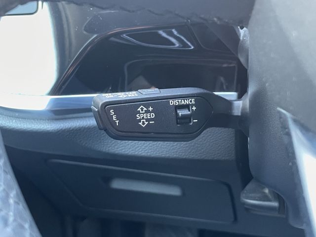 Audi Q3 35 TDI S-Tronic*VIRTUAL*LED*NAVI*APPLE*ACC