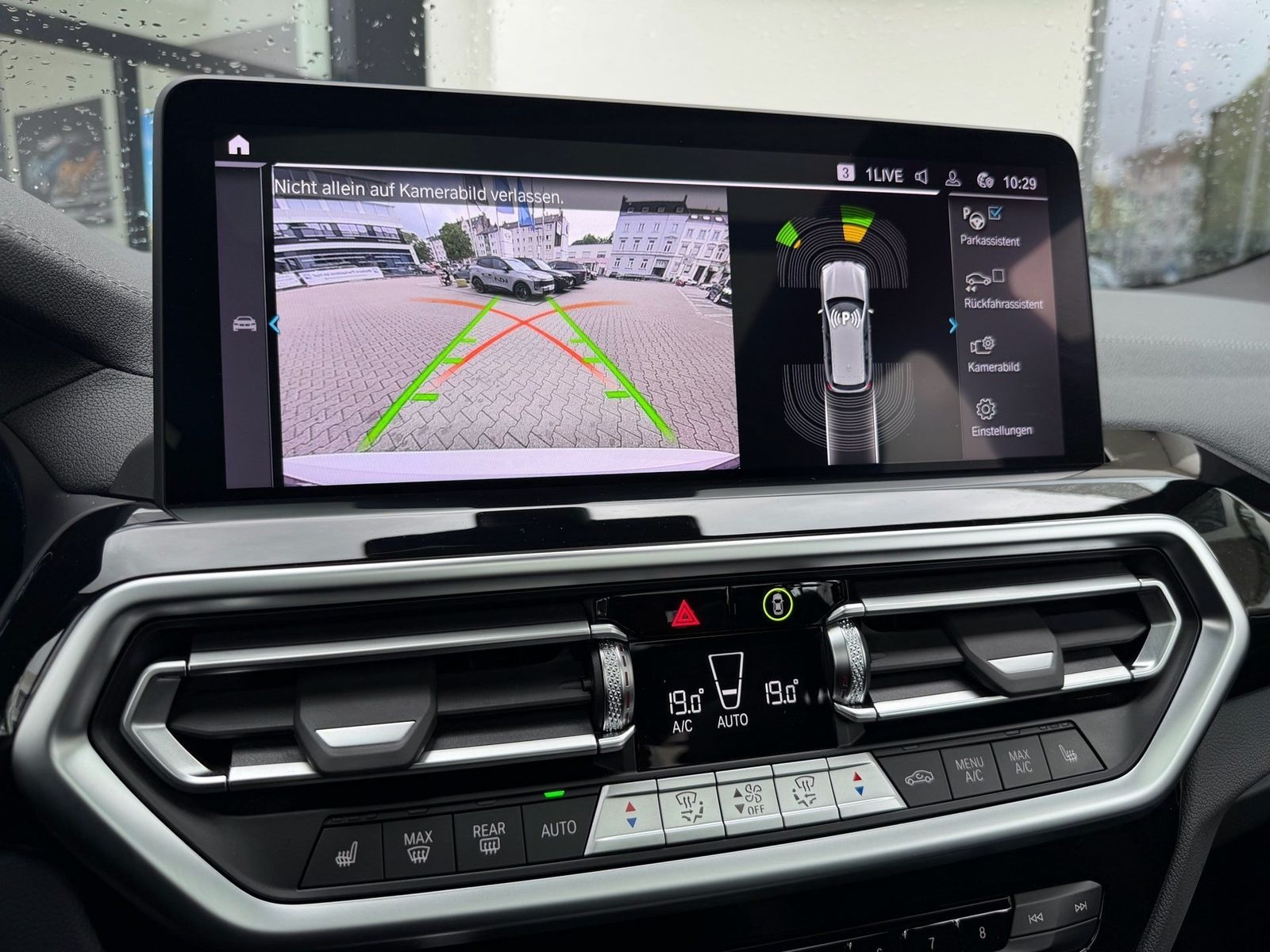 BMW iX3 M Sport DA Prof PA AdapLED Shz Pano 19" LMR foto 13