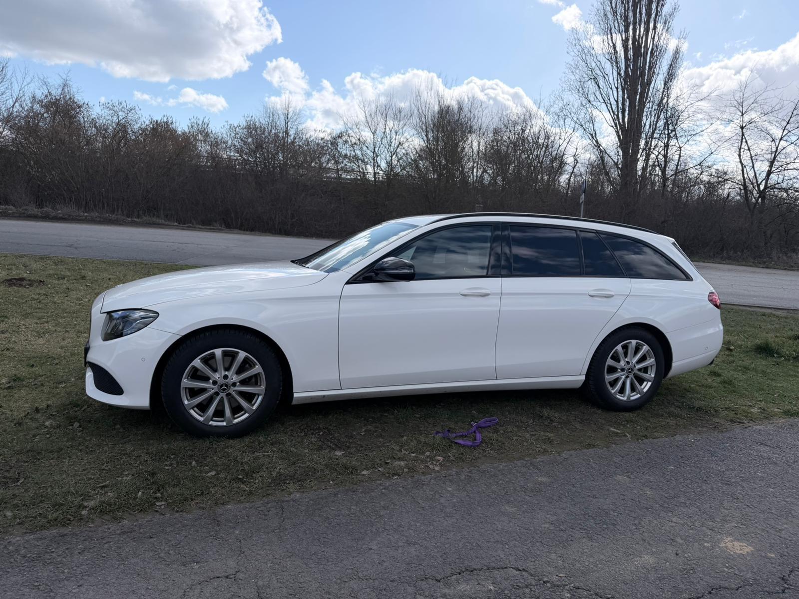 Mercedes-Benz E 220 d Autom. -