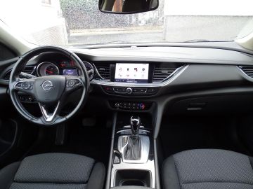Opel Insignia - 12