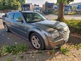 Chrysler 300C Touring 3.0 CRD Autom. - - Chrysler 300C in Köln