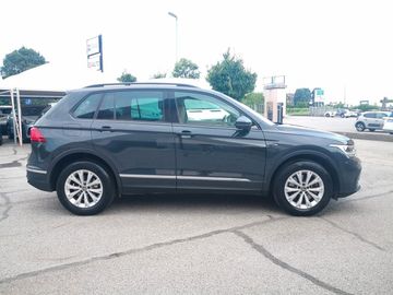 Volkswagen Tiguan - 4