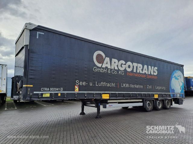 Schmitz Cargobull Curtainsider Mega