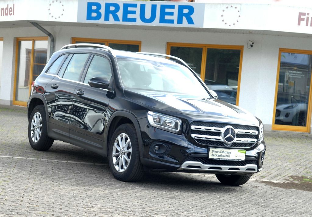 Image of Mercedes-Benz GLB 200