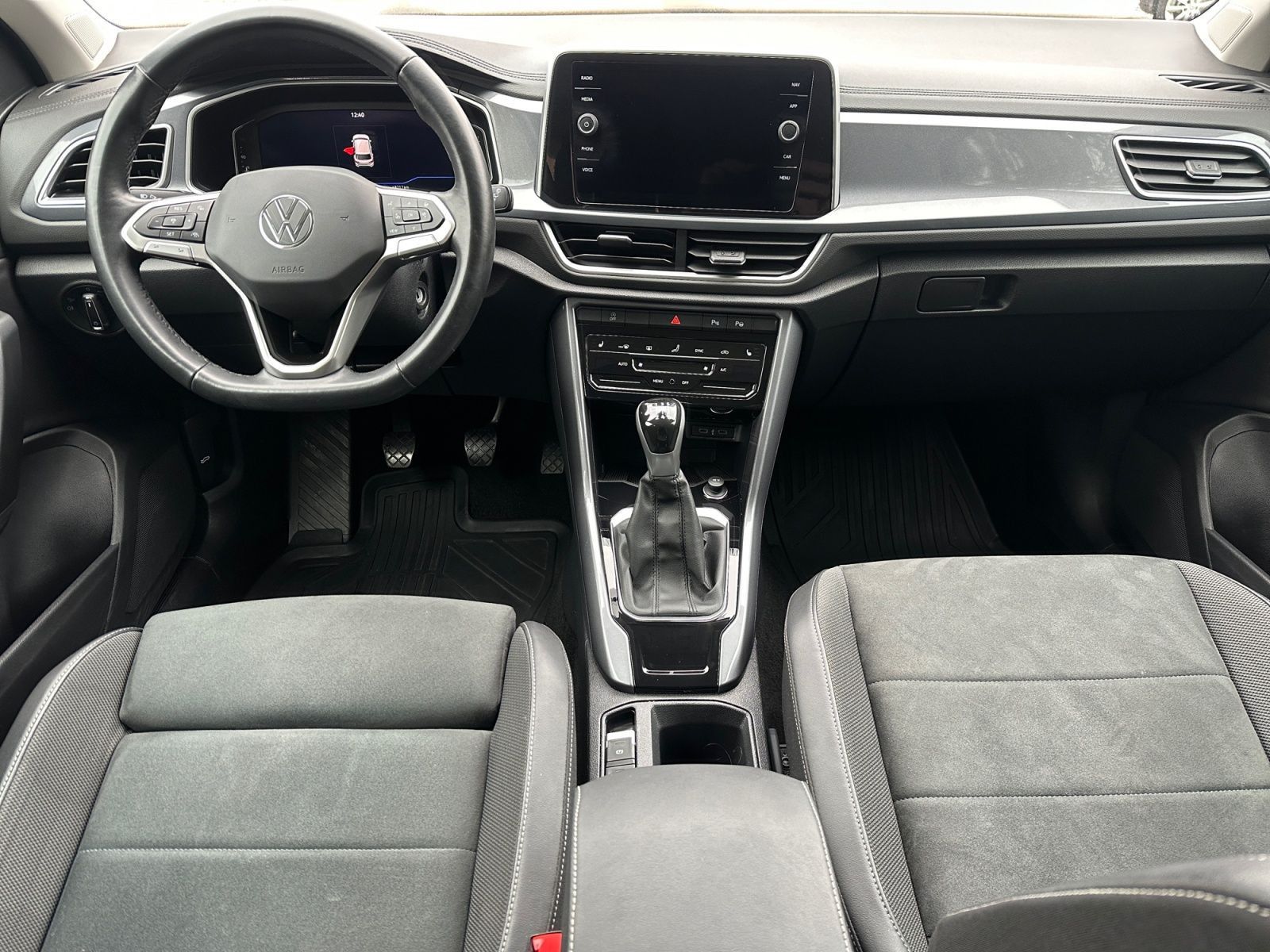 Volkswagen T-Roc - Bild 8