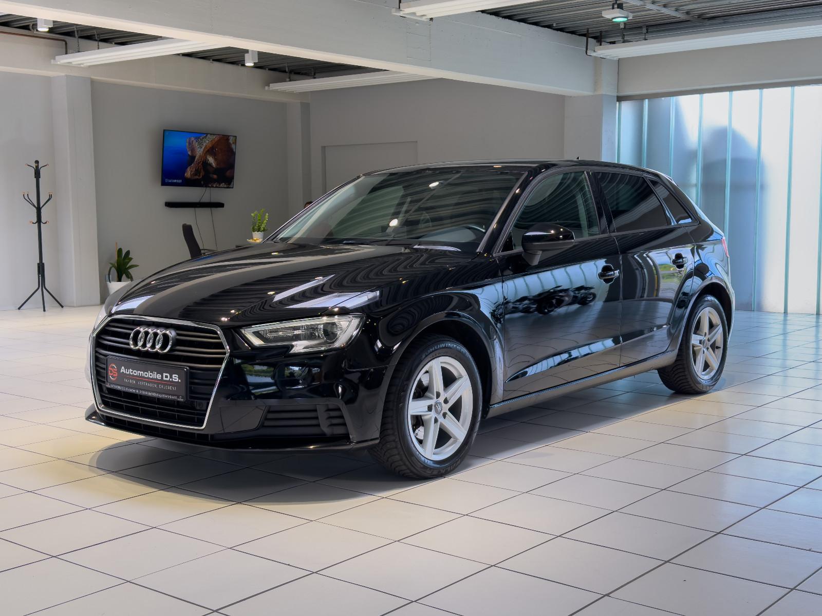 Audi A3 Sportback basis+AHK+CHECKHEFT+NAVI+TEMPOMAT+