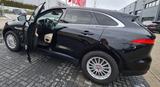 Jaguar F-Pace 20d AWD Prestige Prestige - Jaguar F-Pace in München