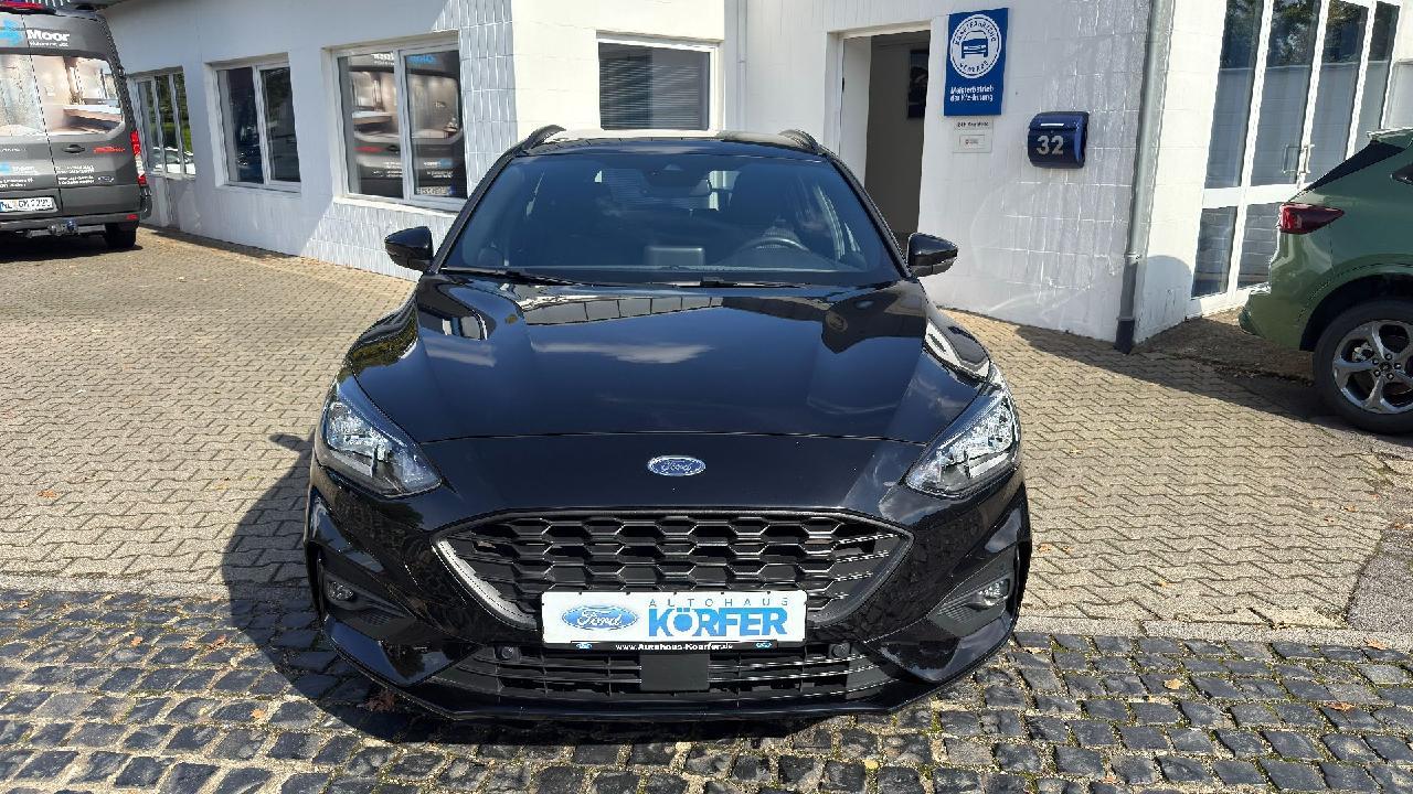 Ford Focus Turnier ST-Line X Panoramadach