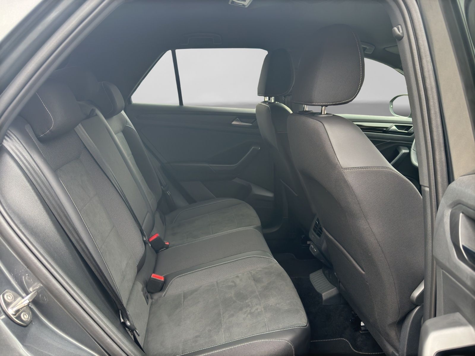 Volkswagen T-Roc - Bild 6