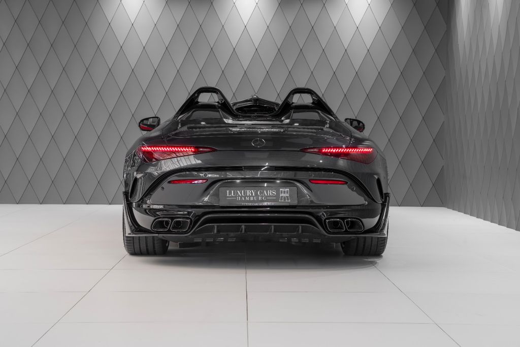 AMG PURESPEED RED/BLACK 2026 - Bild 6