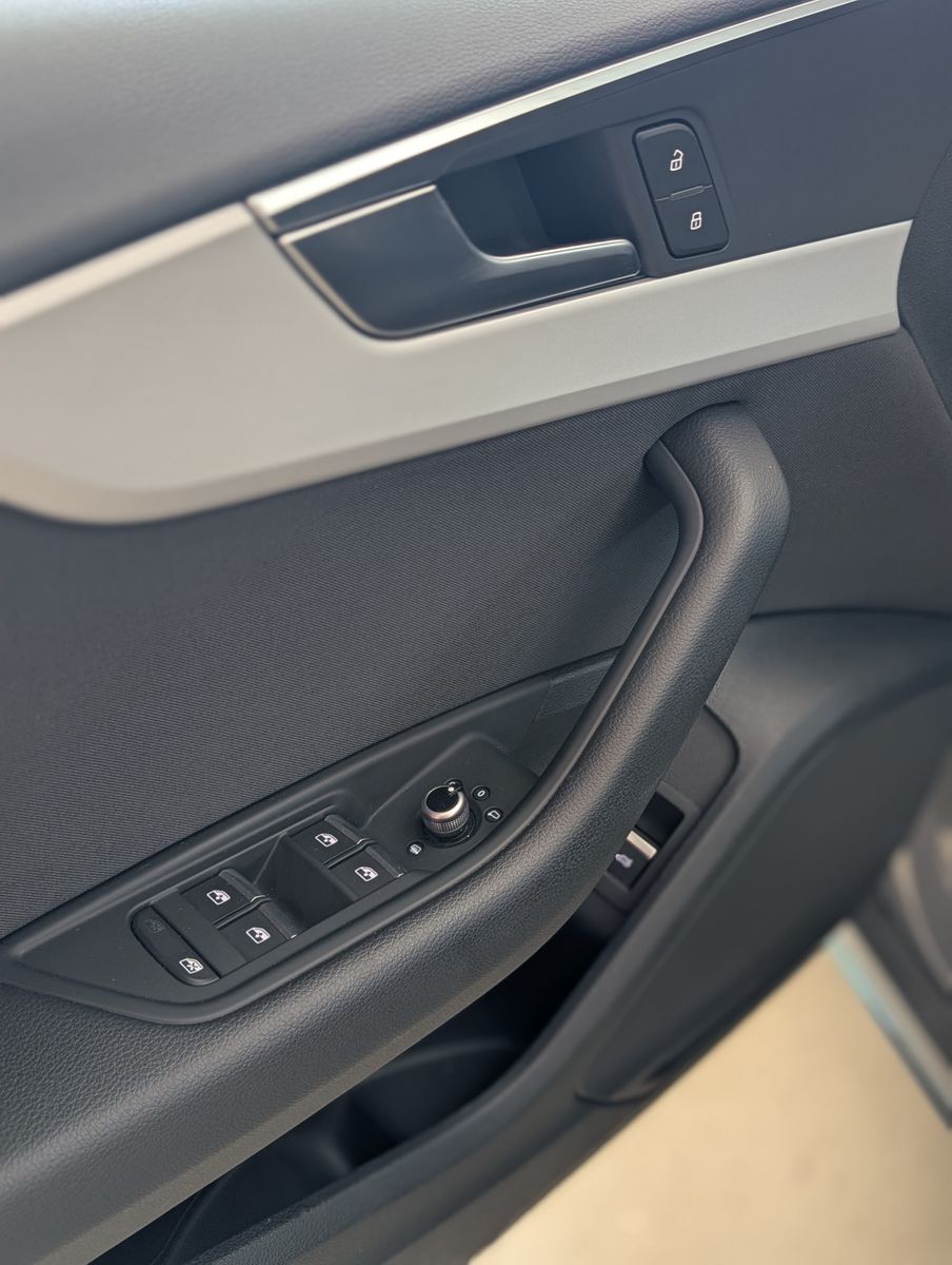 Fahrzeugabbildung Audi A5 50 TDI quattro S-Line LED TEMP QUANTUM-GRAU