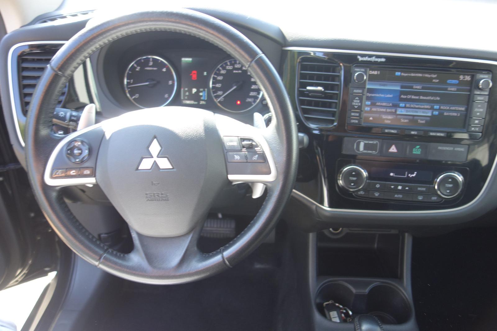 MITSUBISHI OUTLANDER - 150 CV - 4X4 - BVA