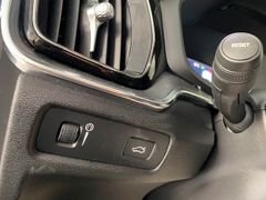 Fahrzeugabbildung Volvo V60 D3 NAVI/LED/PDC/SOUNDSYSTEM/VIRTUAL/TEMPOMAT