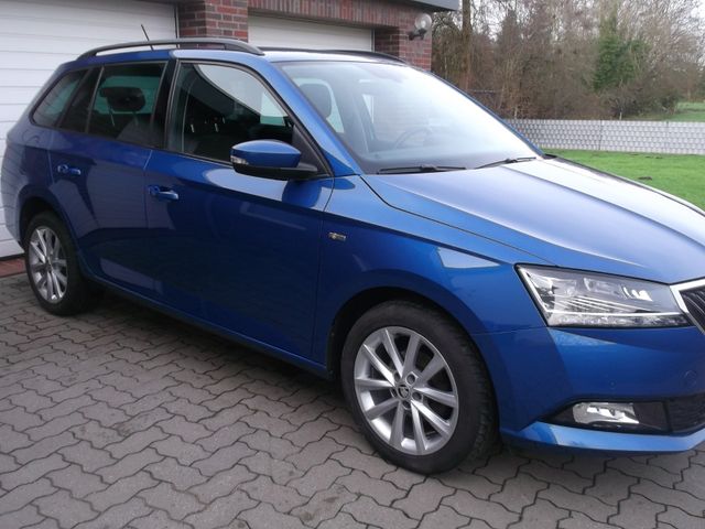 Skoda Fabia 1.0l MPI 55kW SOLEIL NAVI Tempomat