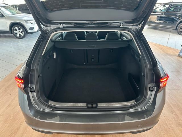 Skoda Superb 2.0 TDI Selection AUTOMATIK+LED+KAMERA