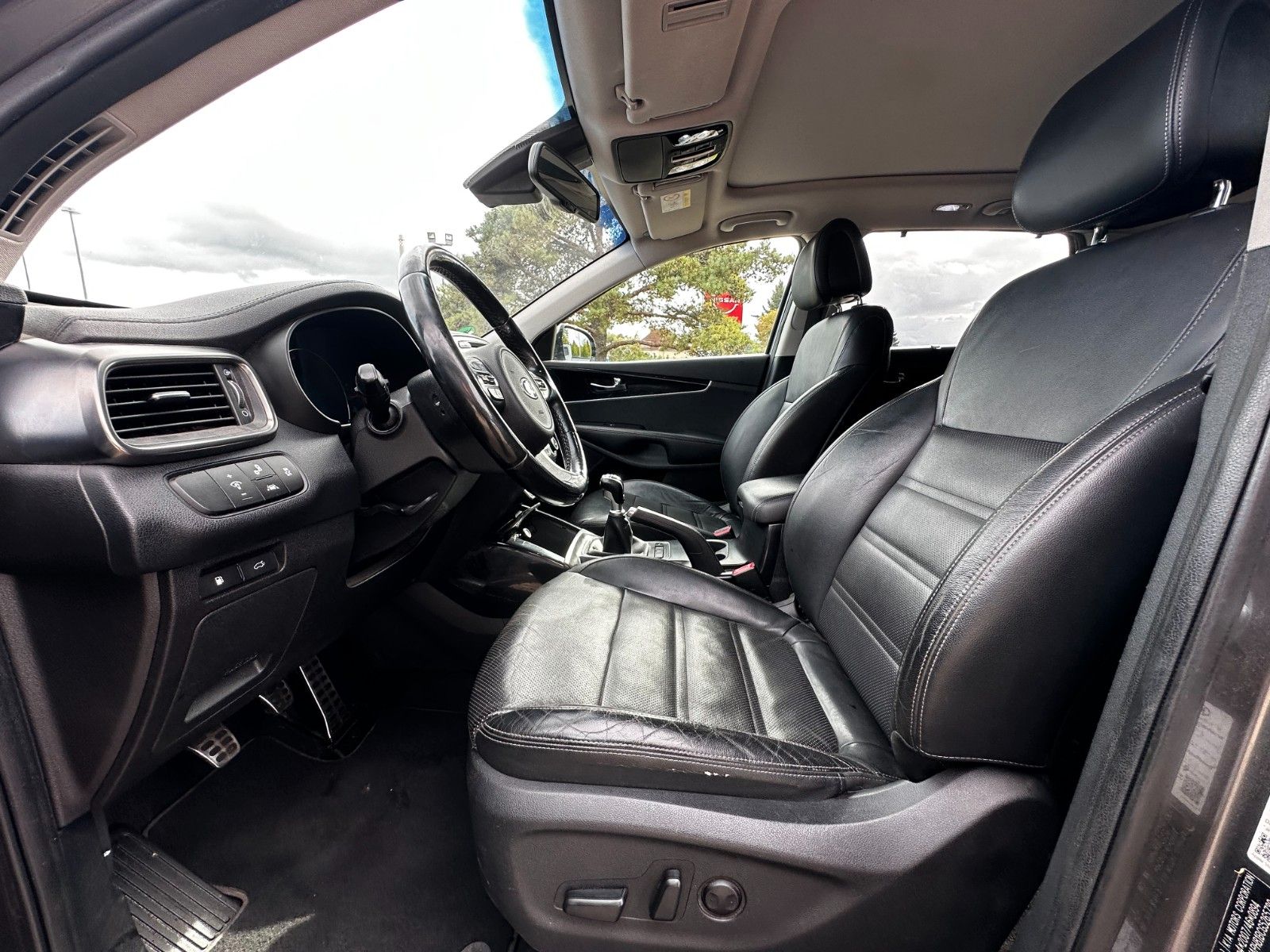 Fahrzeugabbildung Kia Sorento Spirit 4WD Leder Klimaaut.