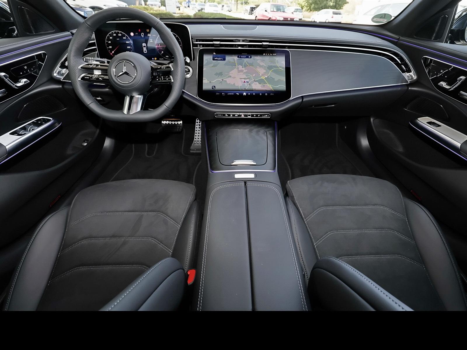 Mercedes-Benz E 220 d 4M AMG MBUX+DIG-LED+360°+AHK+Pano+Distro