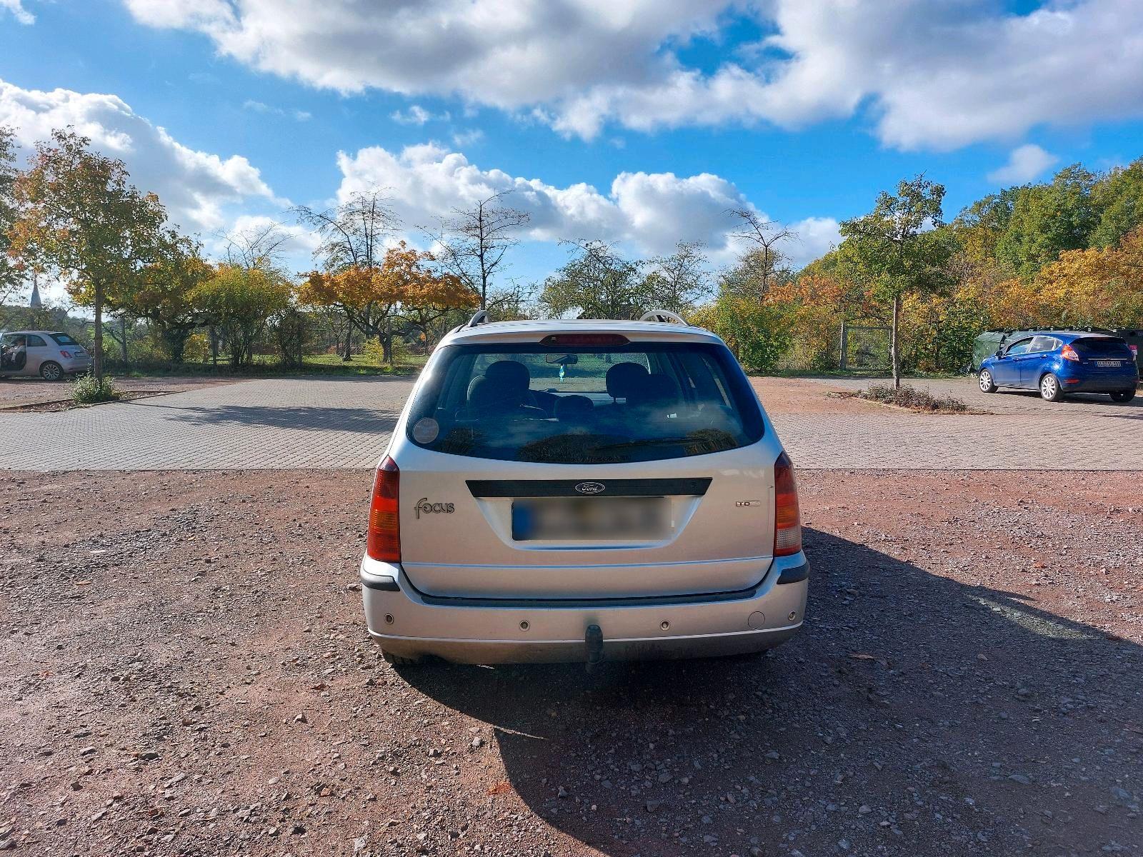 Ford Focus 2004 — engine 101 HP (74kW)