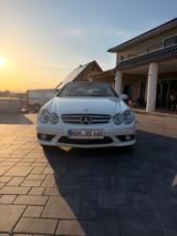 Mercedes-Benz CLK 320 CDI Grand Edition Grand Edition - weiße Mercedes-Benz CLK-Klasse