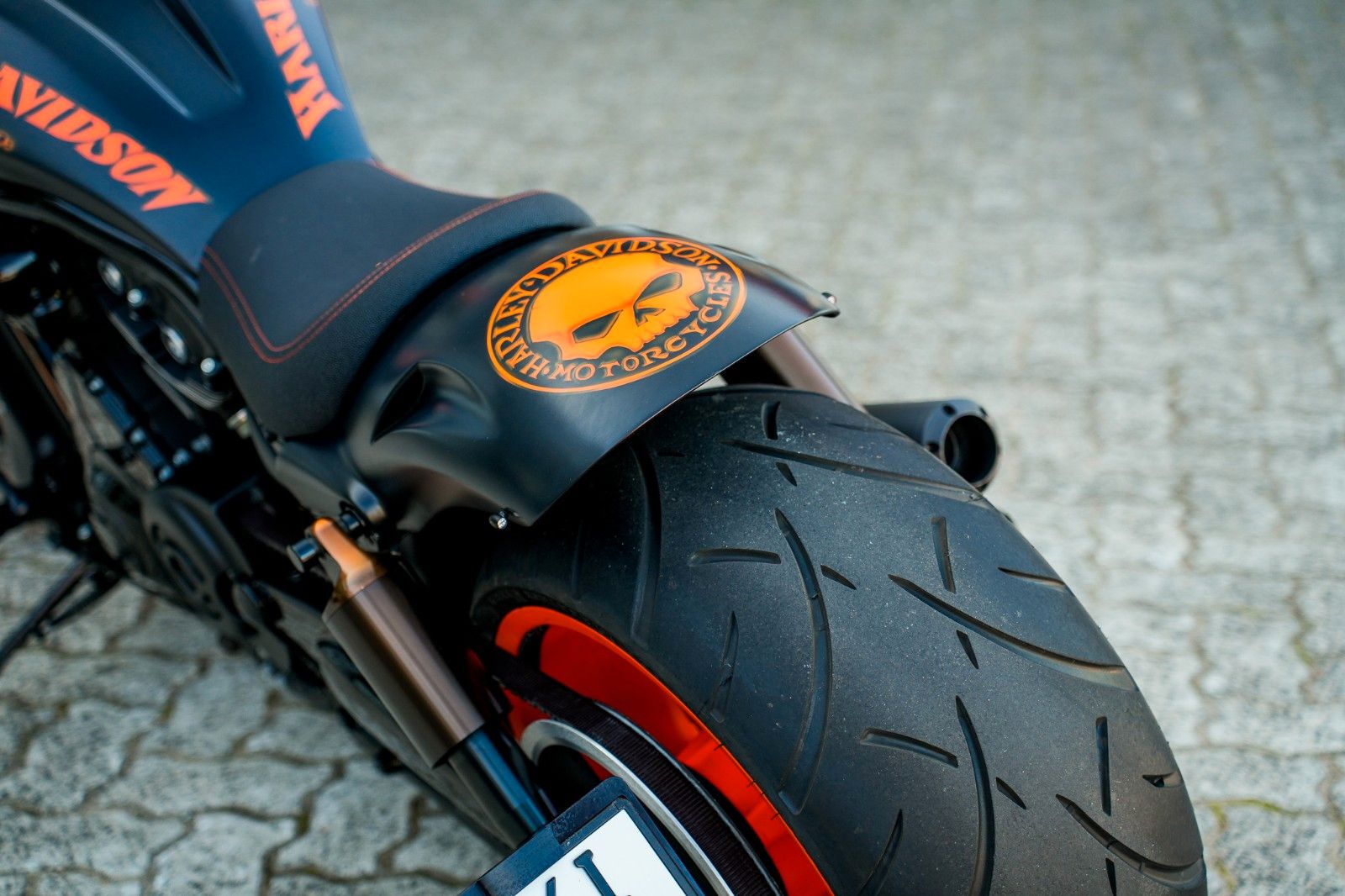 Fahrzeugabbildung Harley-Davidson VRSDCX Night Rod Special - BBC Dragbar AIRRIDE