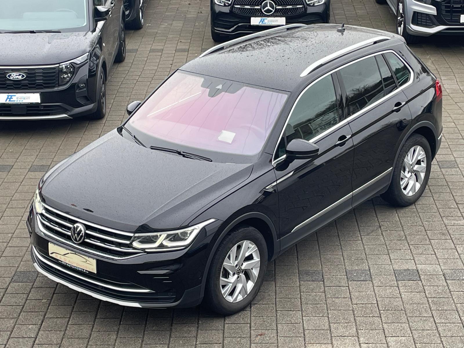 Volkswagen Tiguan 2.0 TDI Elegance 4Motion*Leder*AHK*
