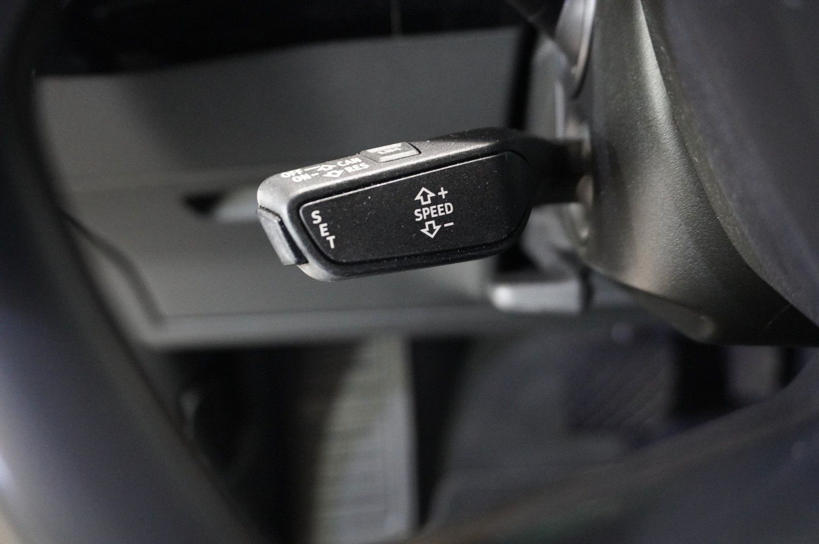 Fahrzeugabbildung Audi e-tron 50 quattro ADVANCED NAVI/LED/SPORT/SH/DAB