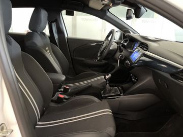 Fotografie des Opel Corsa 1.2 Direct Injection Turbo GS