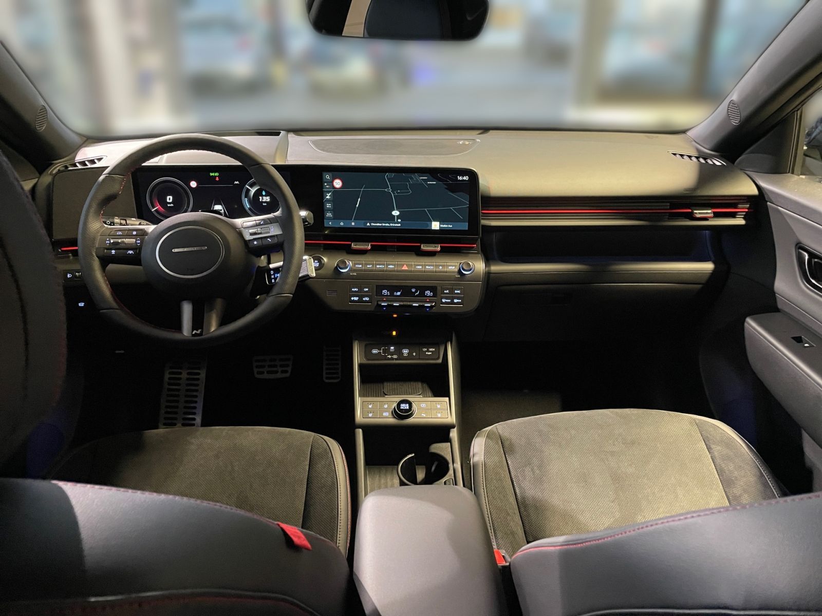 Fahrzeugabbildung Hyundai KONA N Line X Elektro 65 kWh Sitz Komfort