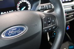 Fahrzeugabbildung Ford Focus 1.0 EB AUTOMATIK Cool & Connect NAVI ACC
