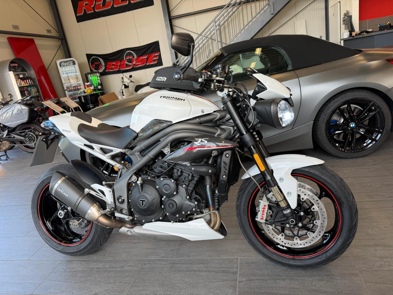 Triumph Speed Triple RS *HU neu*top Zustand