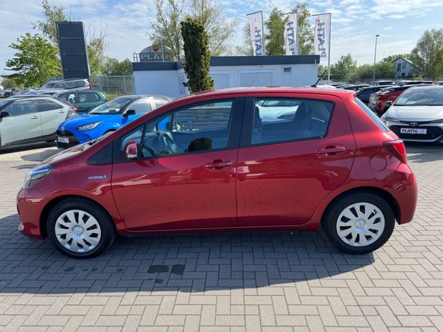 Toyota Yaris  Comfort Hybrid
