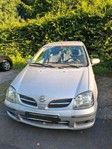 Nissan Almera Tino 2003 Automatik Guter Zu... - gebrauchte Nissan Almera Tino aus dem Jahr 2003