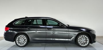 Fahrzeugabbildung BMW 540i xD LuxuryLine ACC Kamera HUD DAB HiFi Alarm