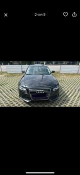 Audi A4 B8 - Audi A4 aus 2010 mit Diesel-Antrieb: Limousine