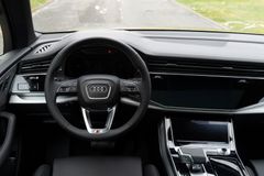 Audi Q7 – 13 / 28