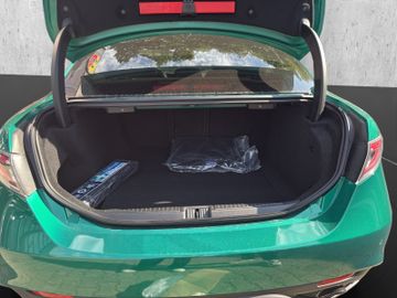 Alfa Romeo Giulia MY24 INTENSA 2.0 Turbo Q4 *SHZ*CARPLAY*