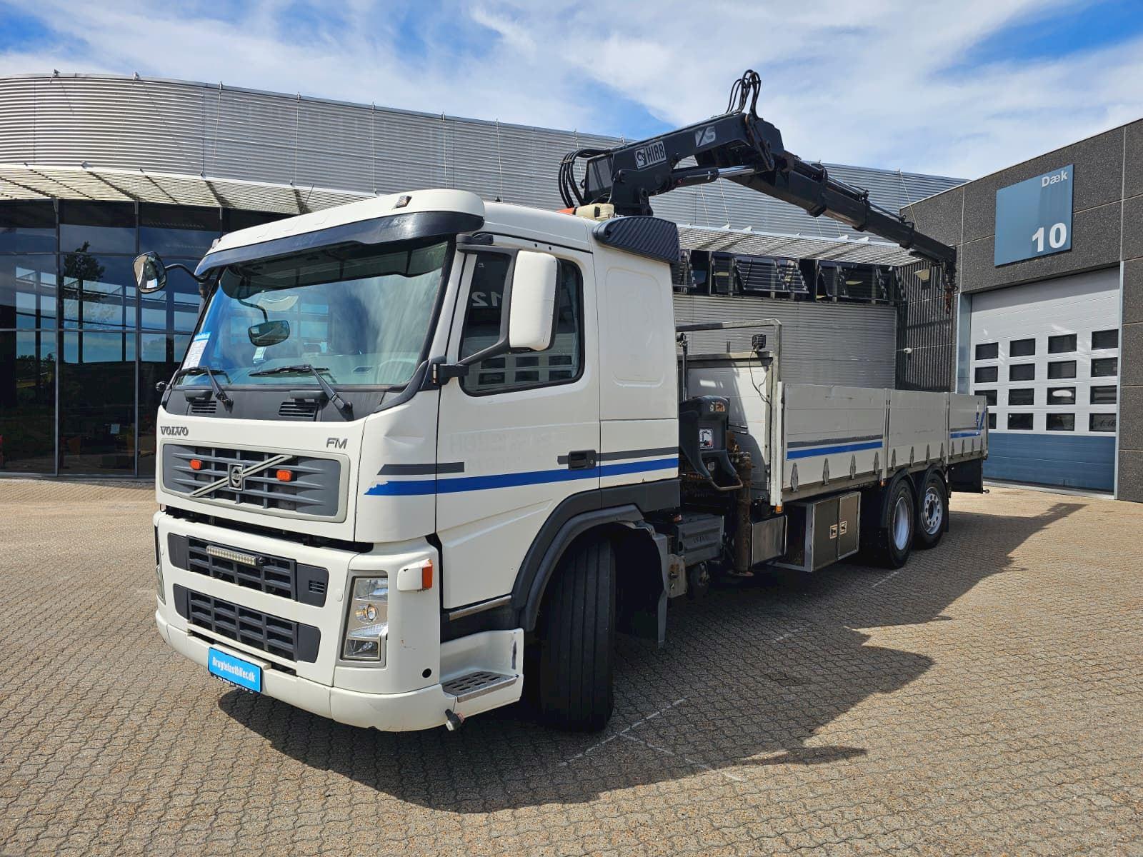 Volvo FM300 6X2-4